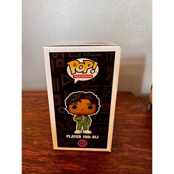 NIB Squid Game Player 199: Ali Funko Pop 1221 - Picture 5 of 7